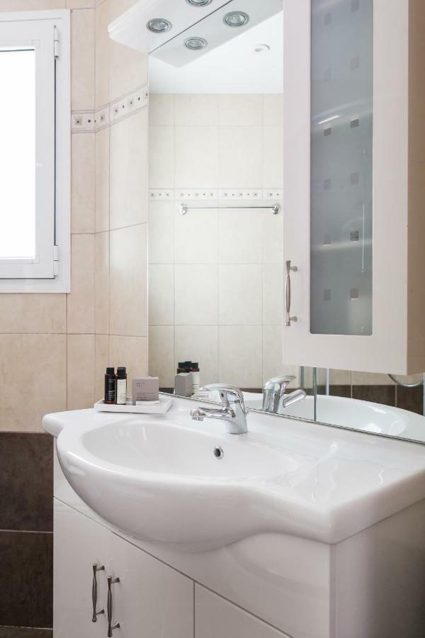 Delightful 1Bd Apartment In Plaka By Upstreet Athens Ngoại thất bức ảnh